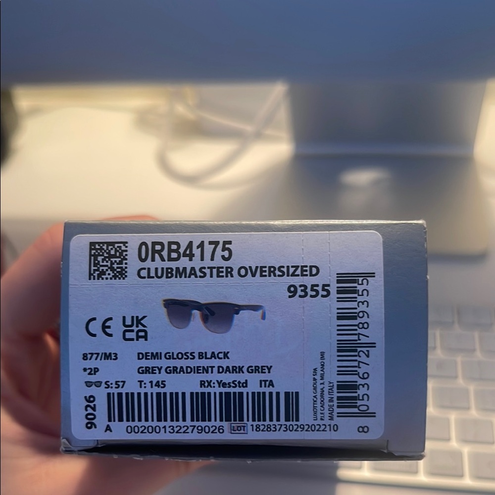 Ray-Ban Clubmaster Oversized Sunglasses - Black and Grey
